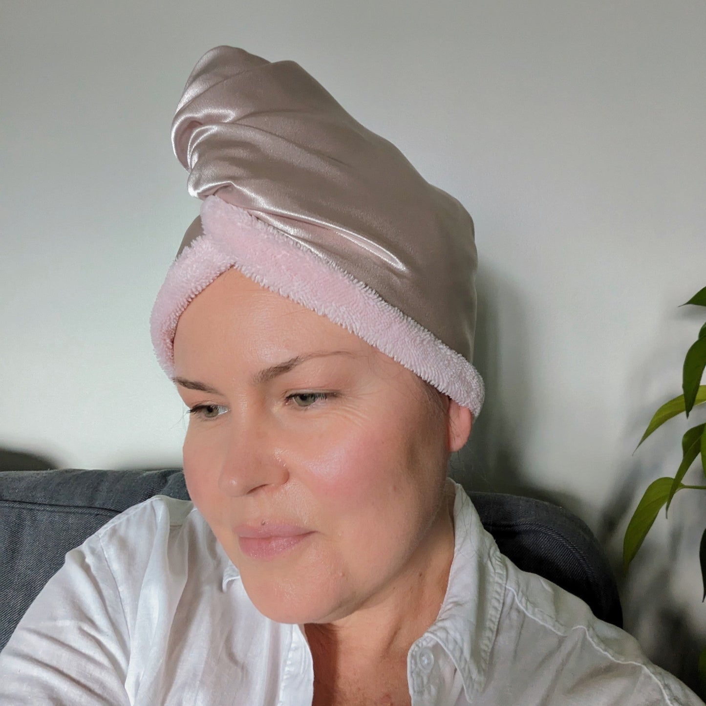 REVERSIBLE LUXE MICROFIBER + SATIN HAIR TOWEL WRAP-Pink